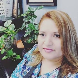 Meet your Posher, Janeth